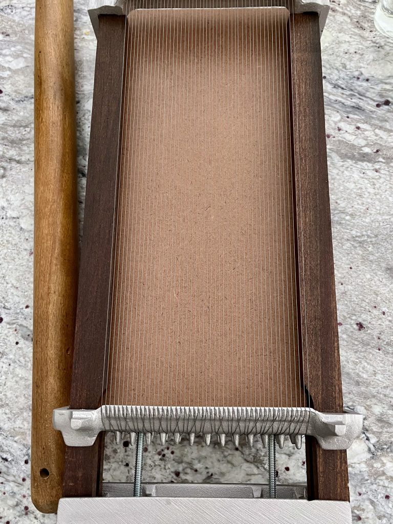 Chitarra for making pasta alla chitarra, Abruzzo