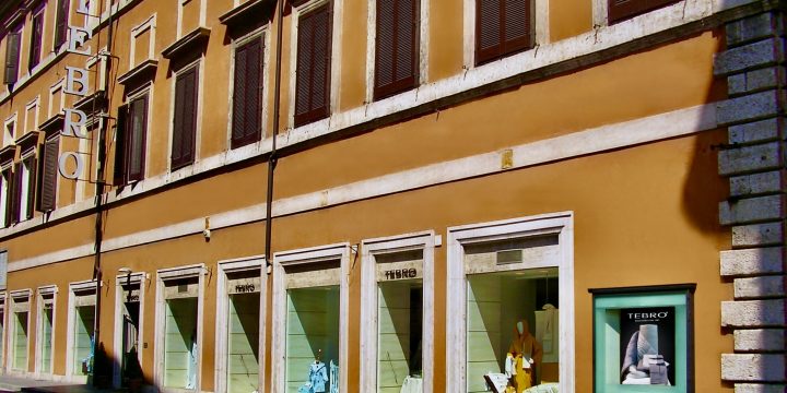TEBRO historical linen shop in Rome