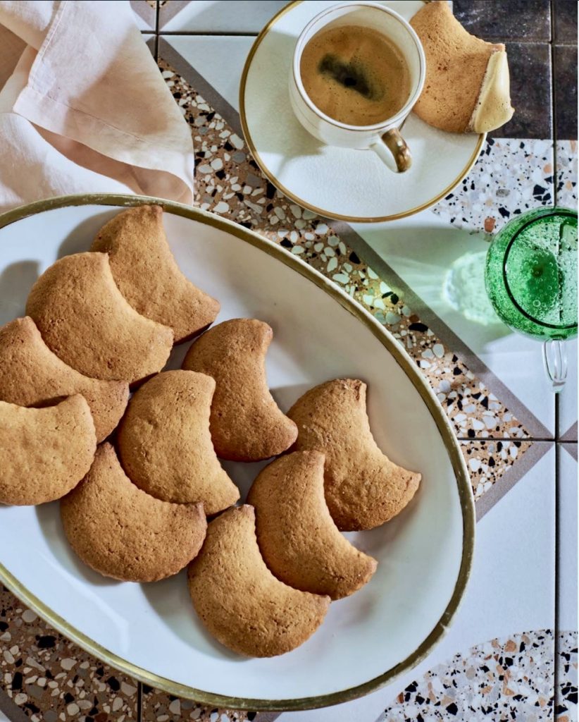 San Pellegrino Italian Cookies