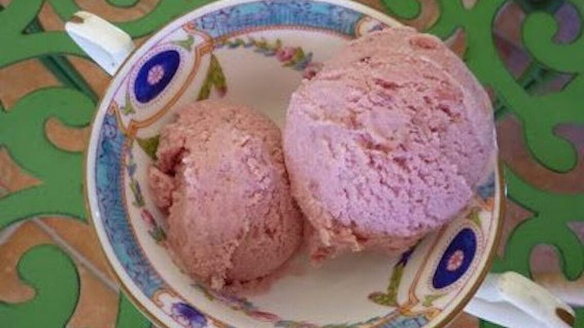 cherry ice cream
